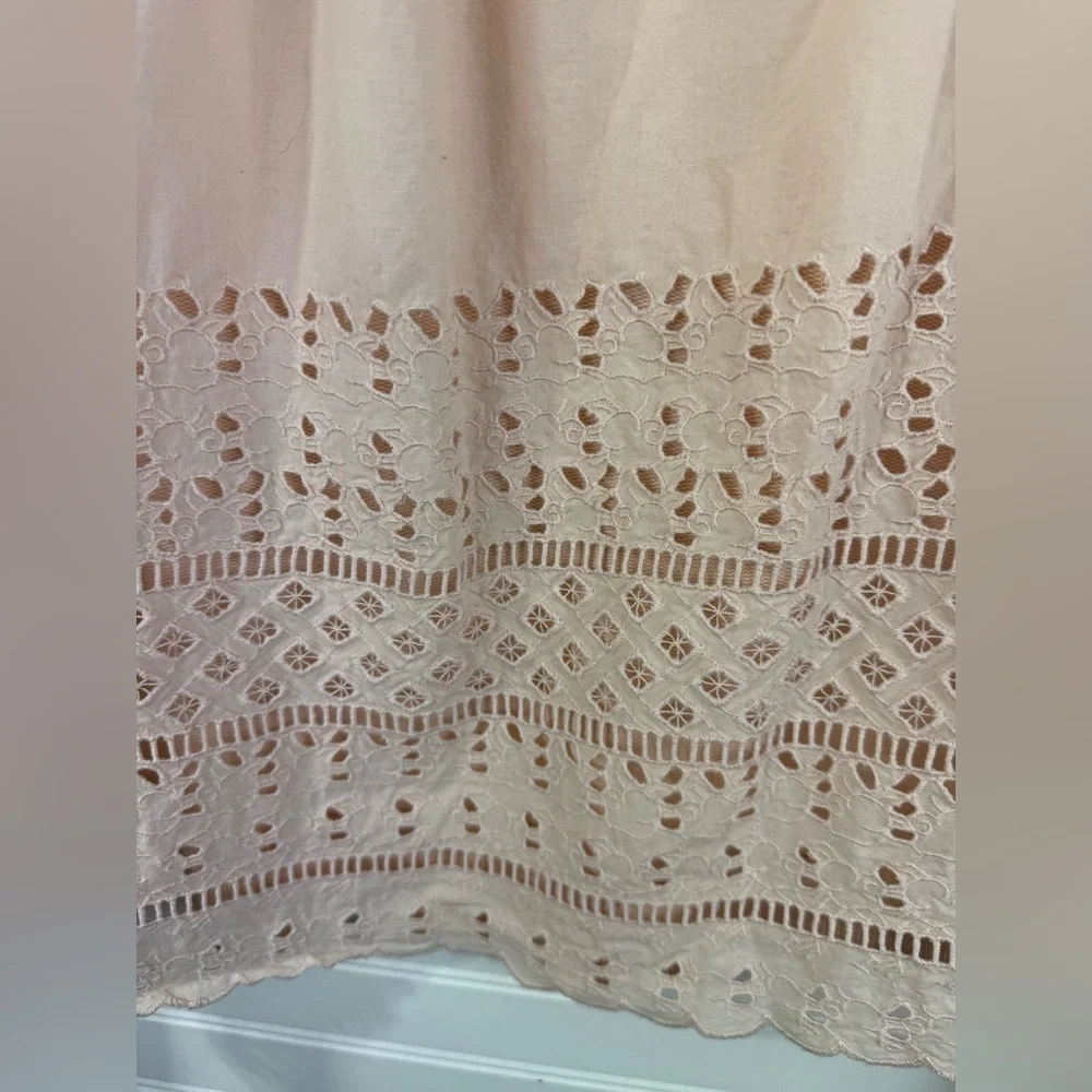 J.Crew women’s eyelet lace back peachy pink Crewneck Sweatshirt. Size large